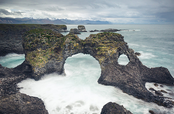 Sea Arch - Iceland
